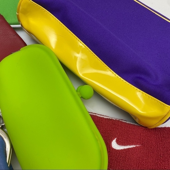 Accessories Bundle 🛍️ Cosmetic Bags, Cases and Accessories-Bright and Fun! - Picture 6 of 7